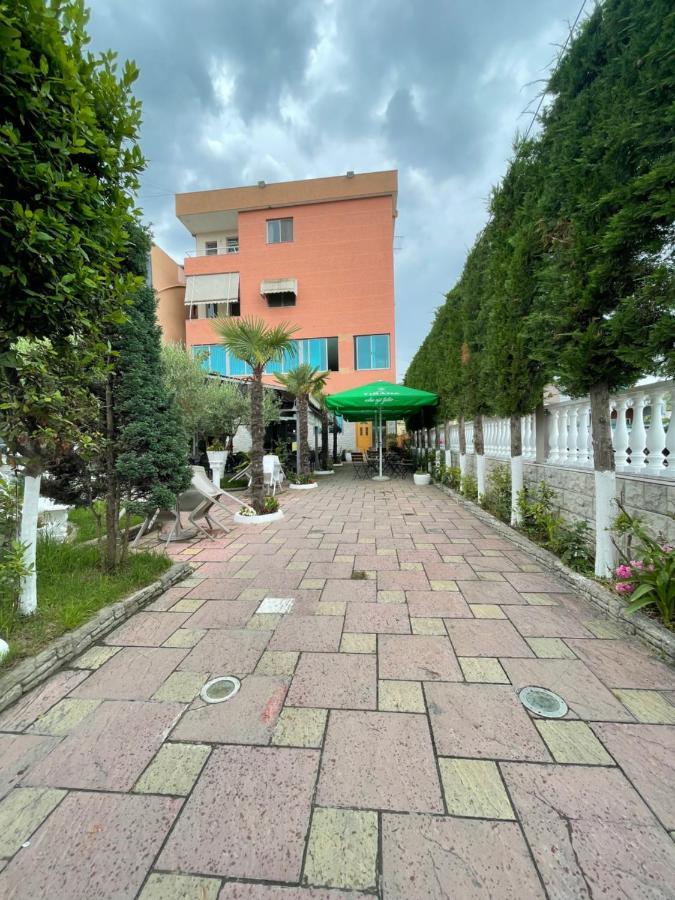 Bajovah Apartments & Restaurant Tirana Exterior foto